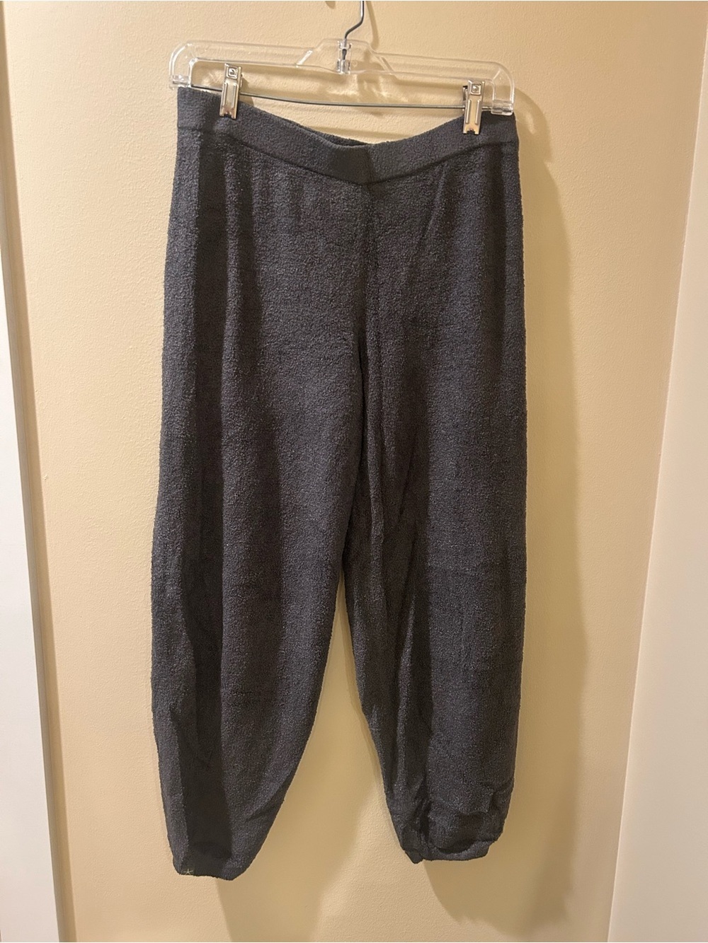 Barefoot Dreams CozyChic Lite Green Joggers Excellent Condition Size Small